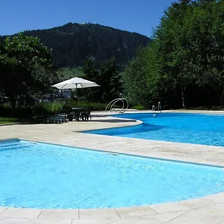 Welcoming With Swimming Pools Near The Slopes Apartament *