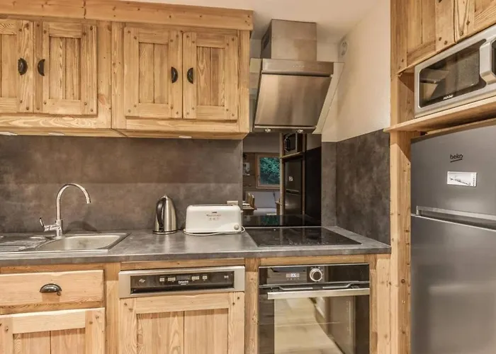 Welcoming With Swimming Pools Near The Slopes * Megève